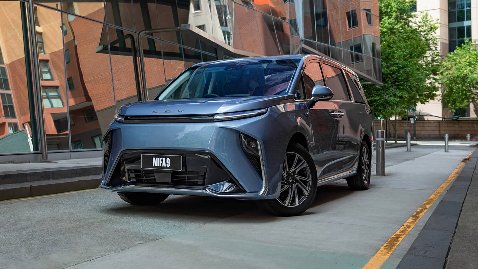 LDV Mifa 9 Executive EV Specifications