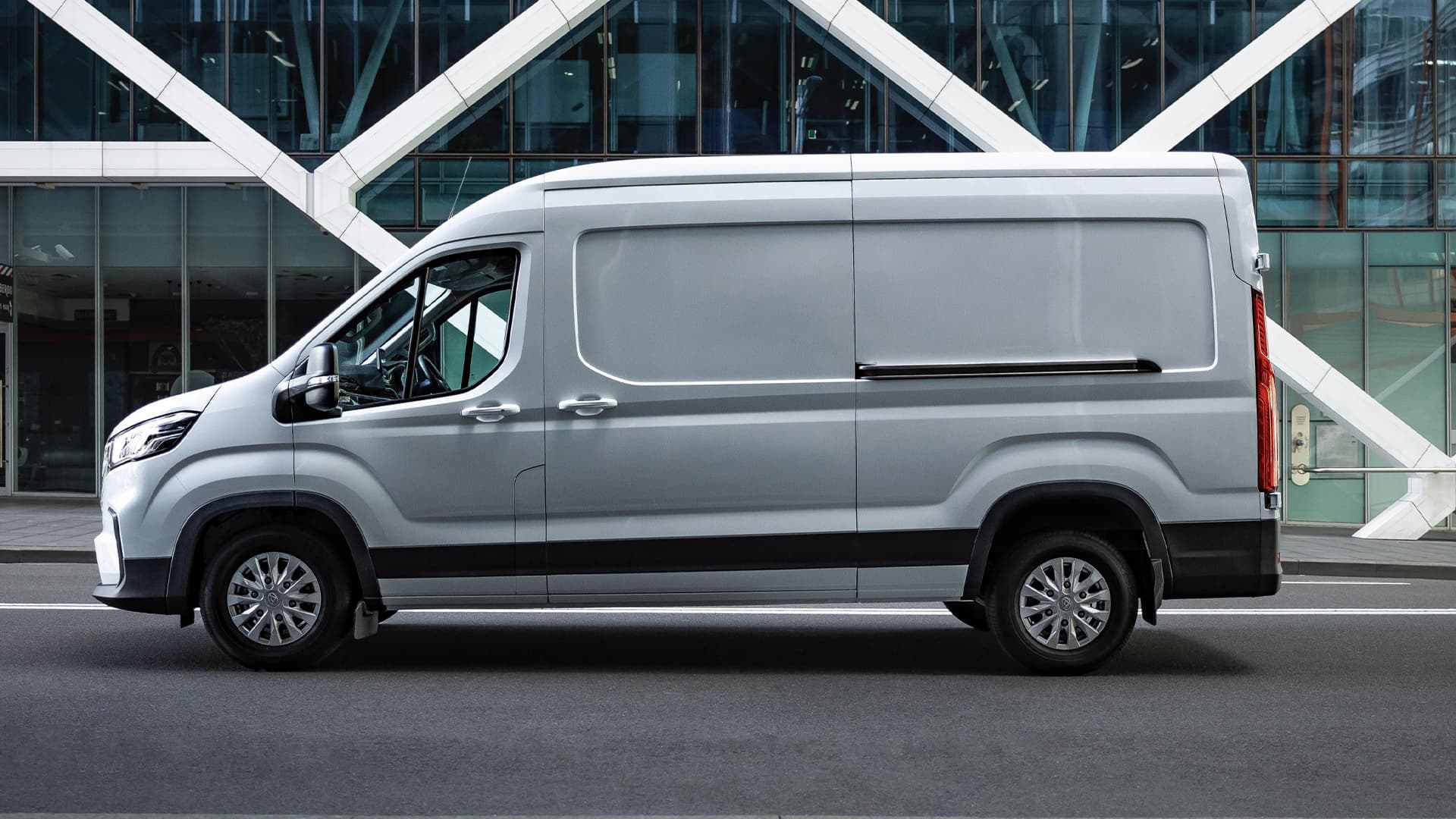 LDV eDeliver 9 High Roof (2022 - 2026) EV Specifications